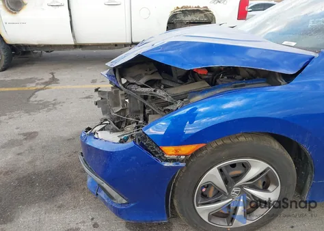 2019 Honda Civic Lx из США, поврежденный, VIN 19XFC2F65KE013877